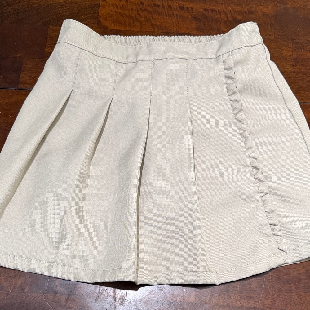 wonder nation Cream Pleated Ruffle Skirt 💜🩶